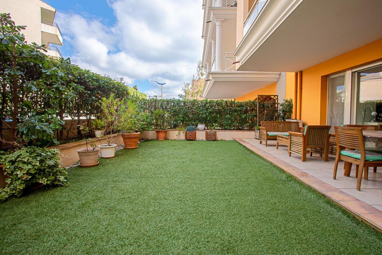 Appartement Centre Ville Cavalaire Buitenkant foto