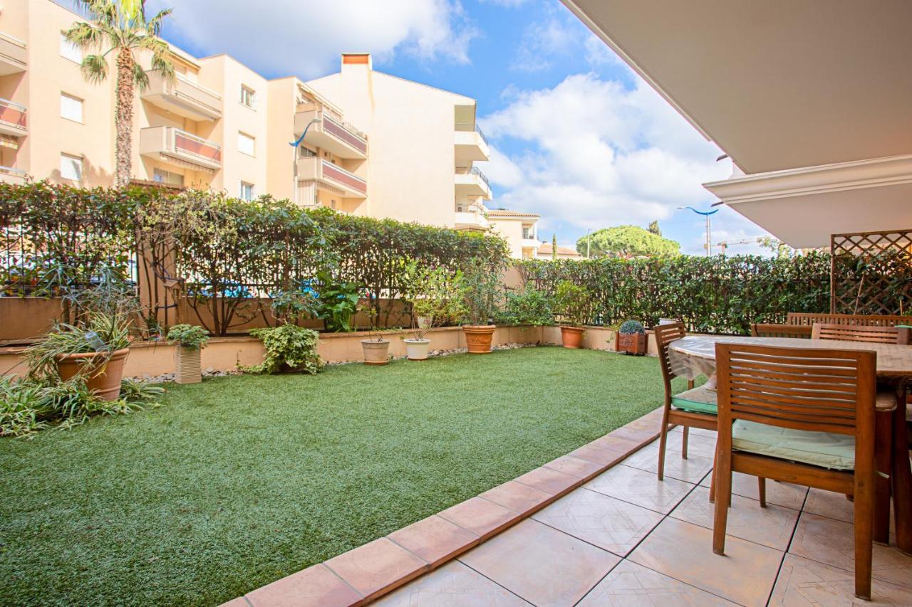 Appartement Centre Ville Cavalaire Buitenkant foto